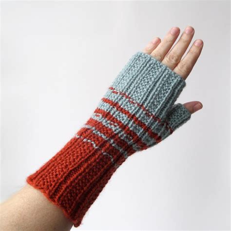 Ribbed Knit Fingerless Gloves 